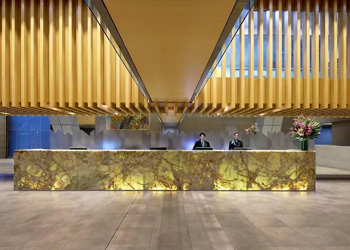 Meriton Suites World Tower, Sydney